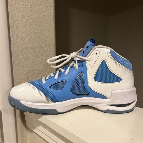 Nike Jordan Play In This 2 Men’s Sz 9 Basketball Shoes 510581-400 Carolina Blue - Picture 5 of 9